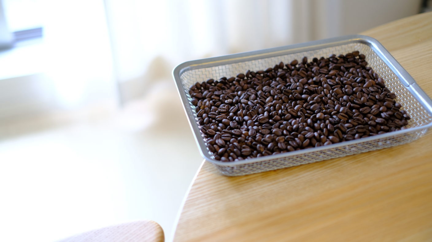 アウベルクラフトの手回し焙煎機を使ってコーヒー自家焙煎に挑戦！！ | Akatsukiya（アカツキヤ）｜ 珈琲器具批評