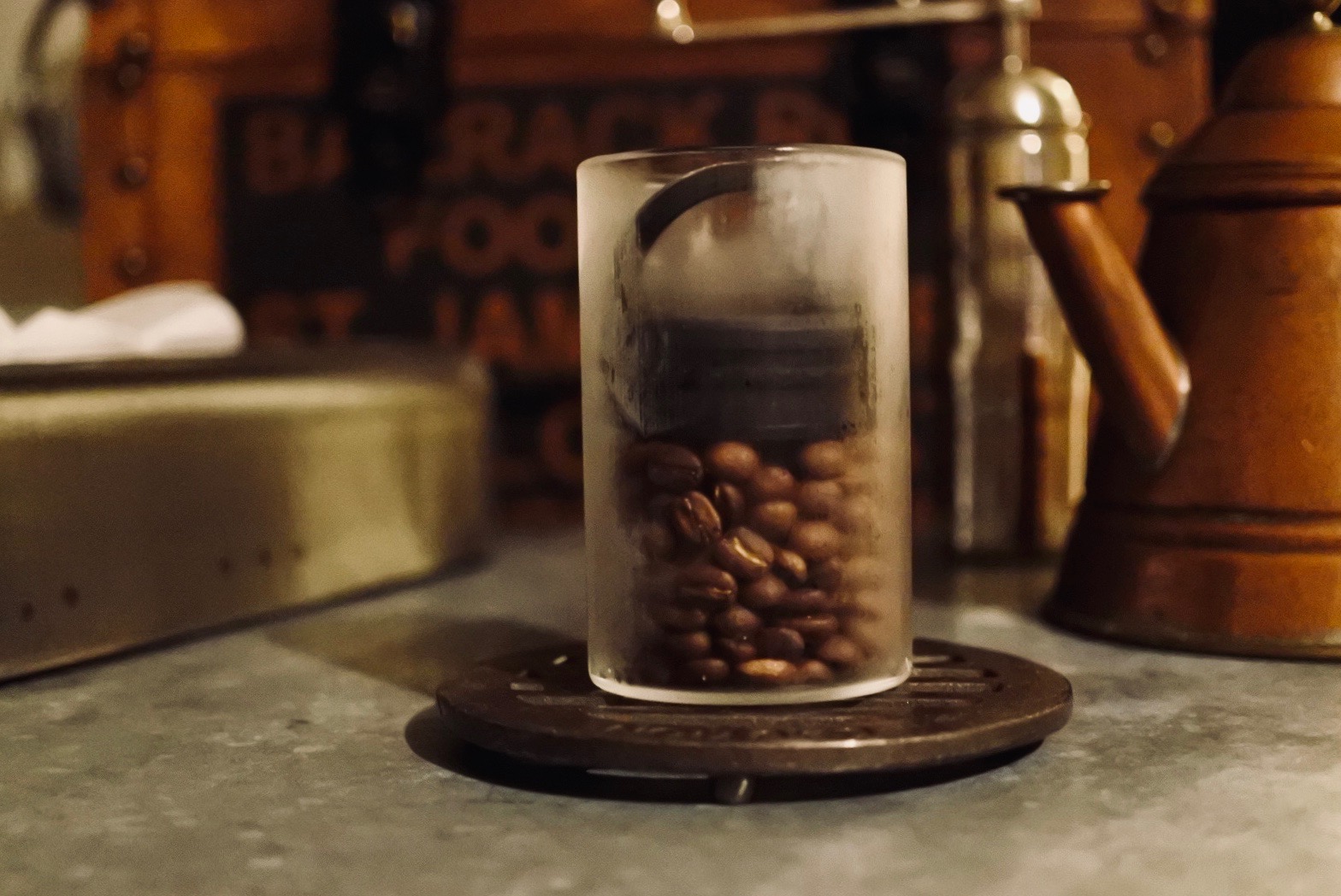 本当に美味しいの？コーヒー豆を180日間冷凍熟成させて飲んでみた本音 | Akatsukiya（アカツキヤ）｜ 珈琲器具批評